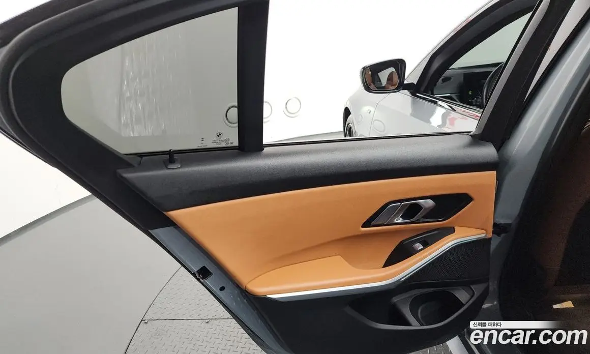 BMW 3 серия 2023 2.0 автомат (гидро), фото 15 BMW 3 серия 2023 2.0 автомат (гидро), фото 15
