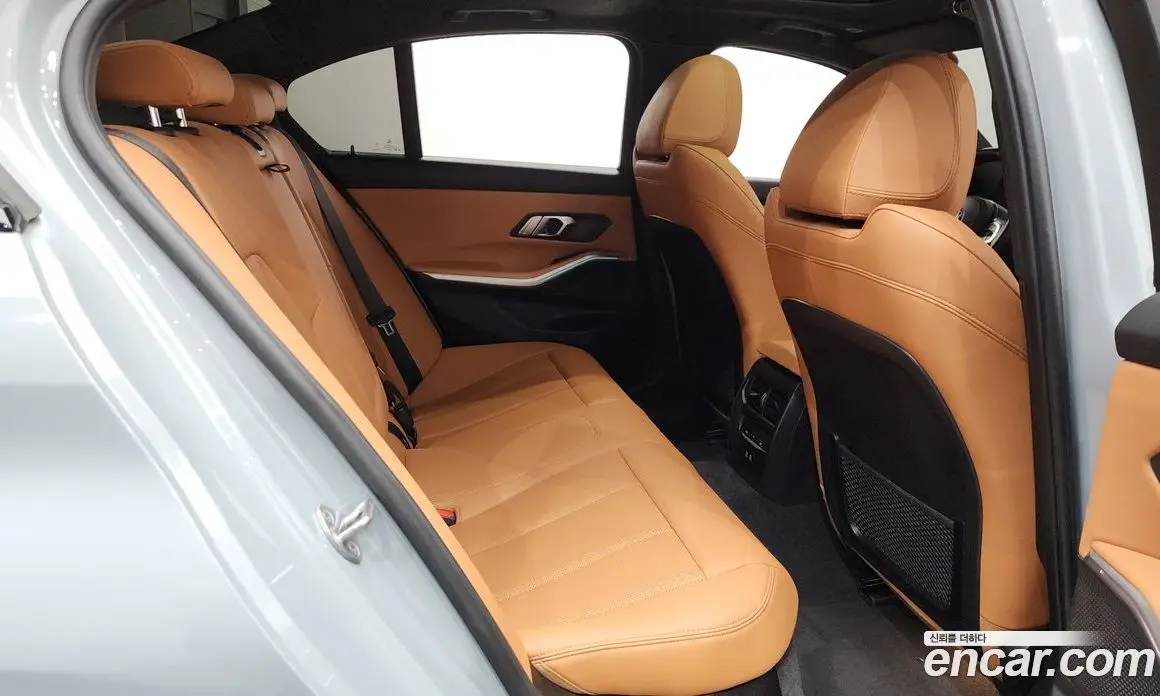 BMW 3 серия 2023 2.0 автомат (гидро), фото 17 BMW 3 серия 2023 2.0 автомат (гидро), фото 17