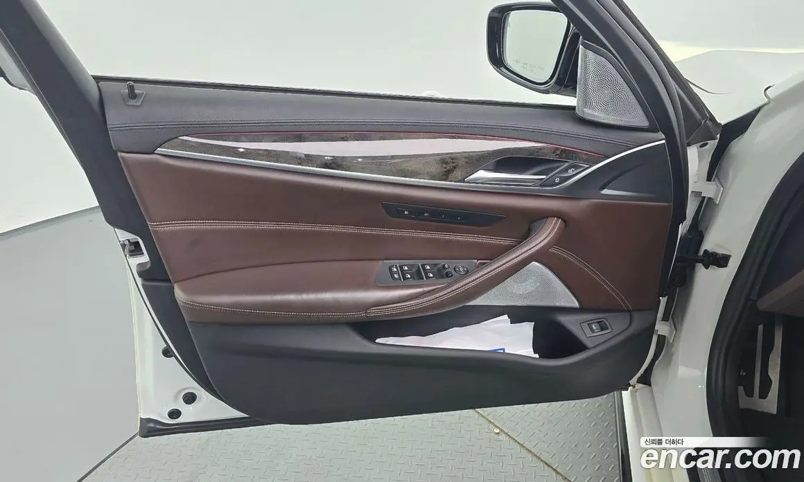 BMW 5 серия 2018 3.0 автомат (гидро), фото 14 BMW 5 серия 2018 3.0 автомат (гидро), фото 14