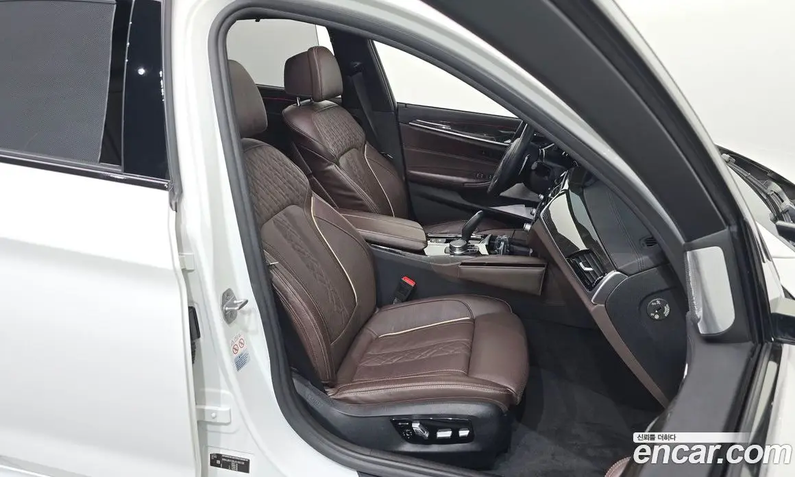 BMW 5 серия 2018 3.0 автомат (гидро), фото 16 BMW 5 серия 2018 3.0 автомат (гидро), фото 16