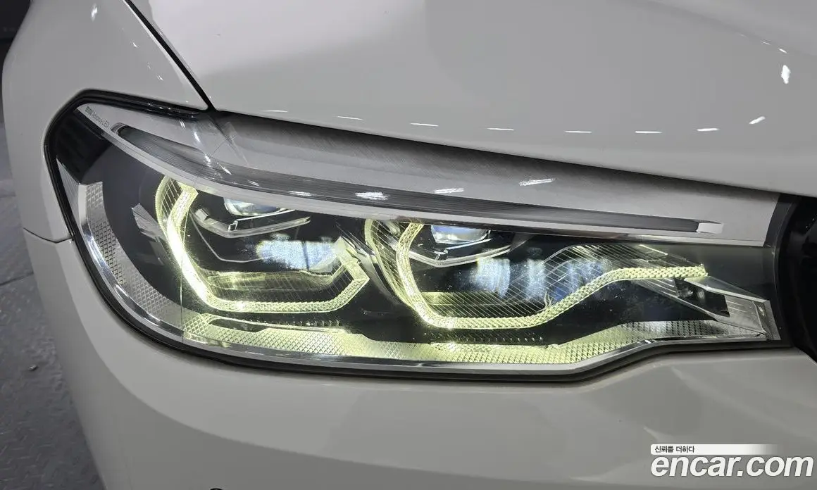 BMW 5 серия 2018 3.0 автомат (гидро), фото 8 BMW 5 серия 2018 3.0 автомат (гидро), фото 8