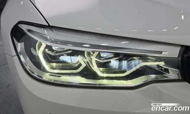 BMW 5 серия 2018 3.0 автомат (гидро), миниатюра 8 BMW 5 серия 2018 3.0 автомат (гидро), миниатюра 8
