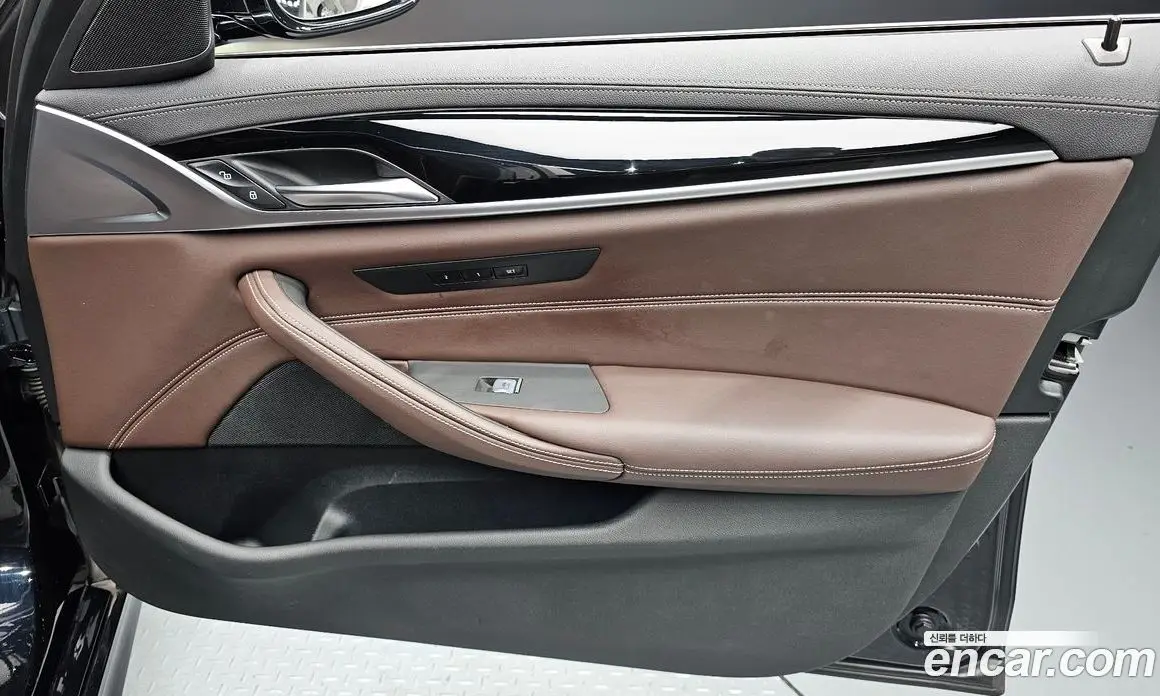 BMW 5 серия 2021 2.0 автомат (гидро), фото 14 BMW 5 серия 2021 2.0 автомат (гидро), фото 14