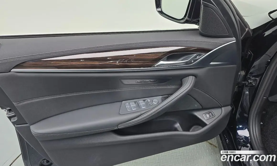 BMW 5 серия 2022 2.0 автомат (гидро), фото 14 BMW 5 серия 2022 2.0 автомат (гидро), фото 14