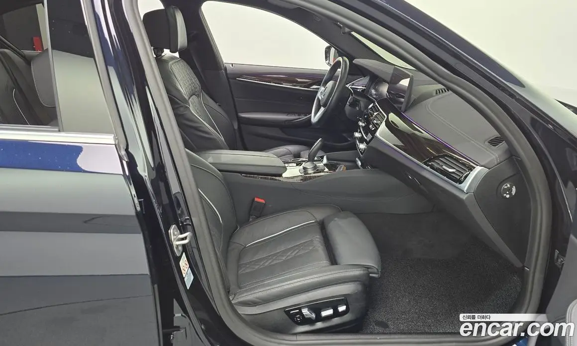 BMW 5 серия 2022 2.0 автомат (гидро), фото 16 BMW 5 серия 2022 2.0 автомат (гидро), фото 16