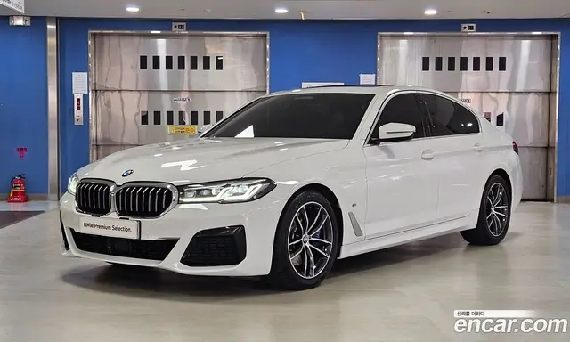 BMW 5 серия 2022 2.0 автомат (гидро), миниатюра 1 BMW 5 серия 2022 2.0 автомат (гидро), миниатюра 1