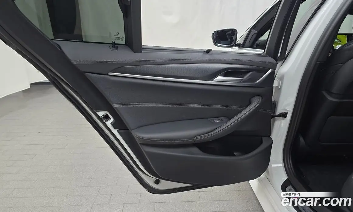 BMW 5 серия 2023 2.0 автомат (гидро), фото 15 BMW 5 серия 2023 2.0 автомат (гидро), фото 15