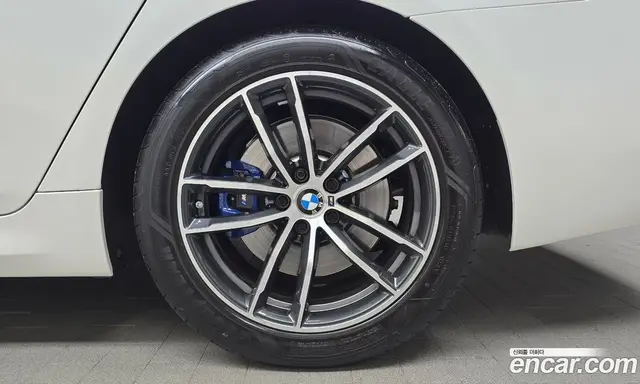 BMW 5 серия 2023 2.0 автомат (гидро), миниатюра 7 BMW 5 серия 2023 2.0 автомат (гидро), миниатюра 7
