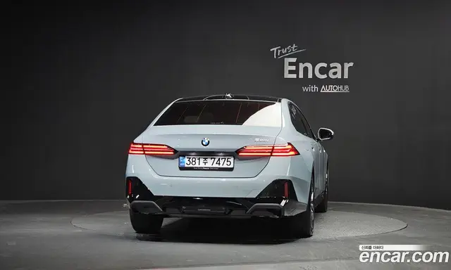 BMW 5 серия 2024 2.0 автомат (гидро), миниатюра 3