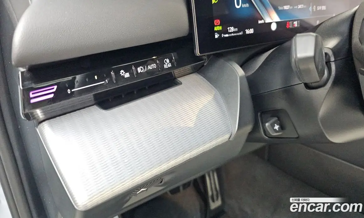 BMW 5 серия 2024 2.0 автомат (гидро), фото 27