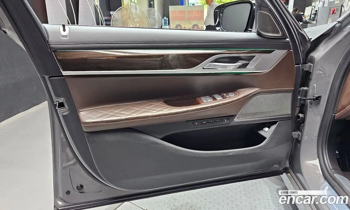 BMW 7 серия 2021 3.0 автомат (гидро), фото 14 BMW 7 серия 2021 3.0 автомат (гидро), фото 14