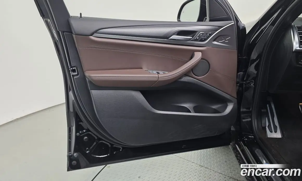 BMW X4 2022 2.0 автомат (гидро), фото 14