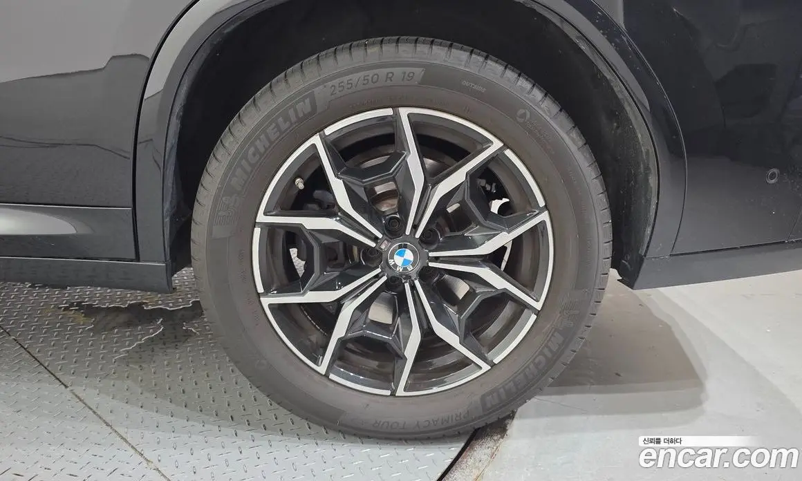 BMW X4 2022 2.0 автомат (гидро), фото 7