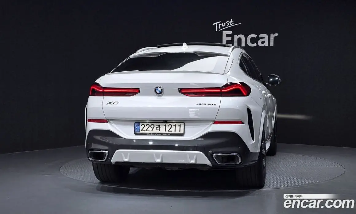 BMW X6 2021 3.0 автомат (гидро), фото 4