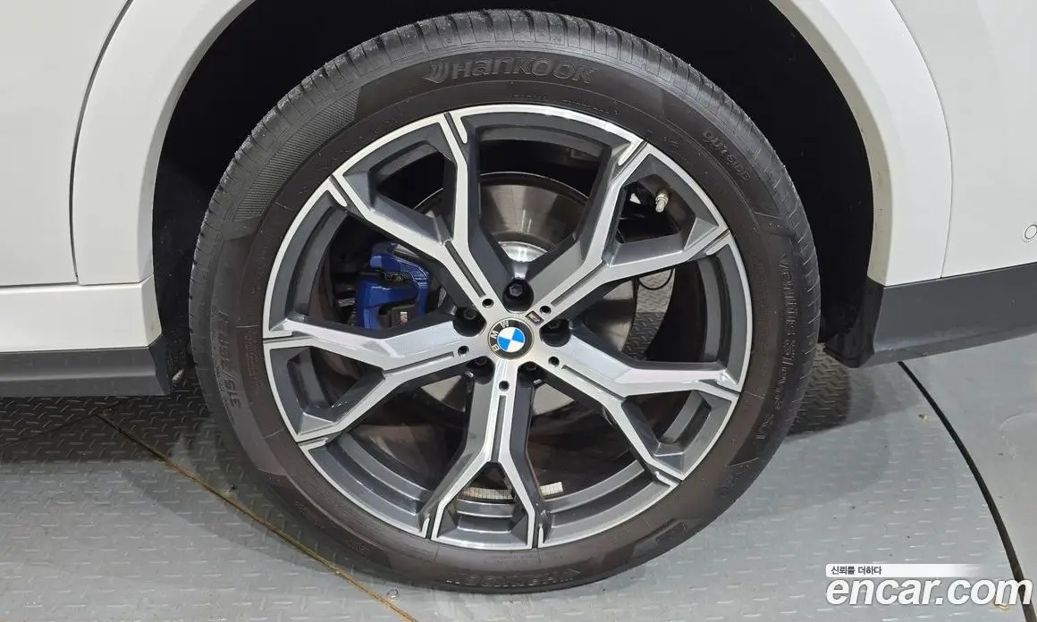 BMW X6 2023 3.0 автомат (гидро), фото 7 BMW X6 2023 3.0 автомат (гидро), фото 7