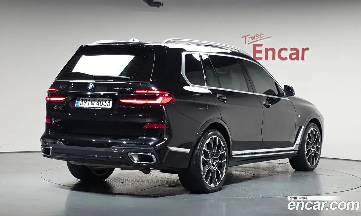 BMW X7 2023 3.0 автомат (гидро), фото 1 BMW X7 2023 3.0 автомат (гидро), фото 1