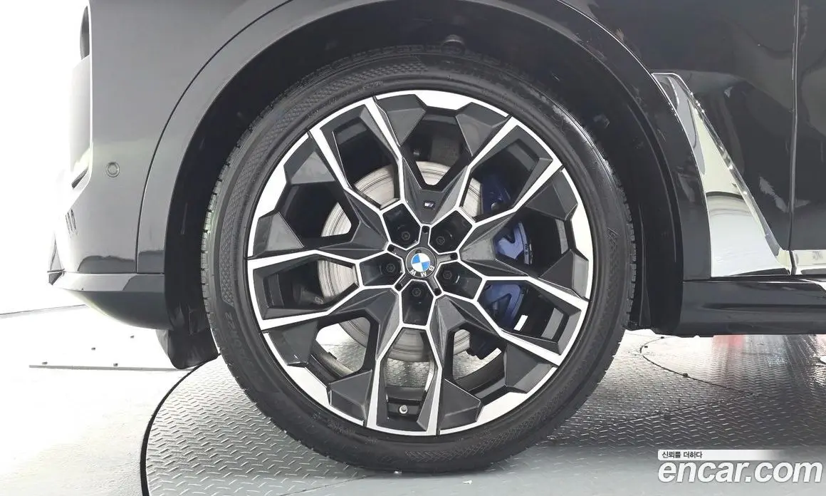 BMW X7 2023 3.0 автомат (гидро), фото 4 BMW X7 2023 3.0 автомат (гидро), фото 4