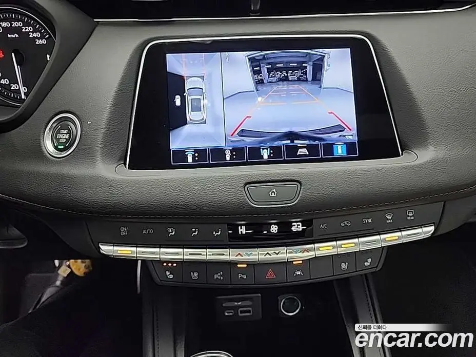 Cadillac XT4 2022 2.0 автомат (гидро), фото 19 Cadillac XT4 2022 2.0 автомат (гидро), фото 19