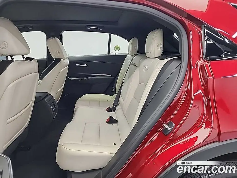 Cadillac XT4 2022 2.0 автомат (гидро), фото 10 Cadillac XT4 2022 2.0 автомат (гидро), фото 10