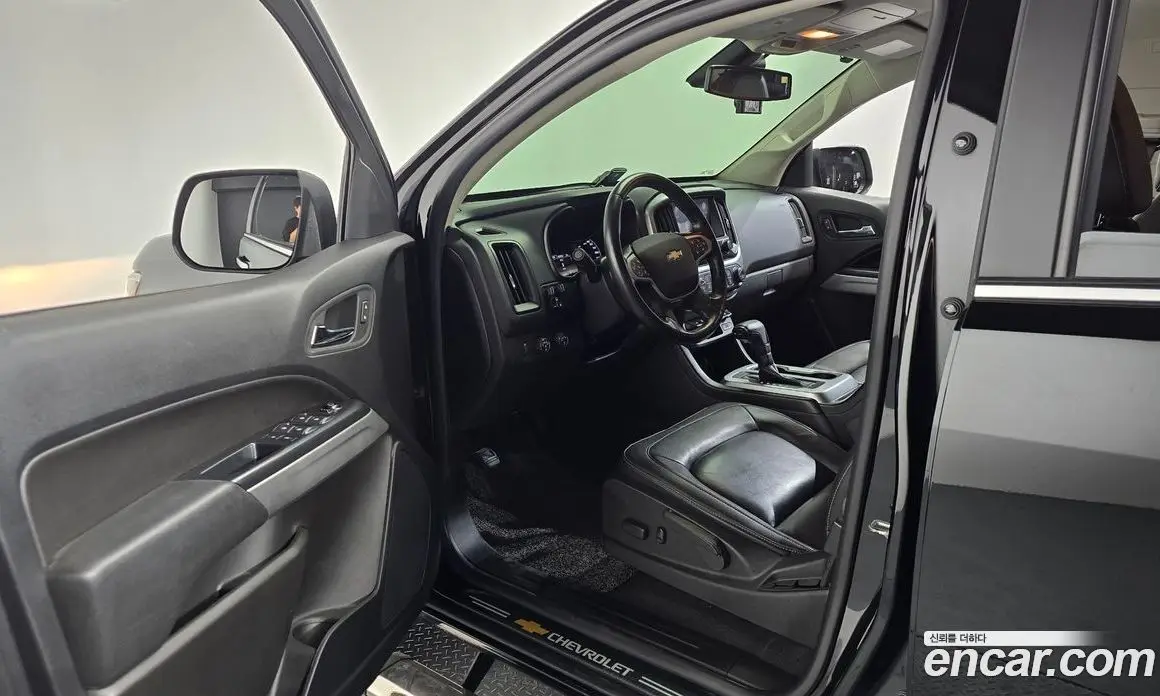 Chevrolet Colorado 2021 3.6 автомат (гидро), фото 13