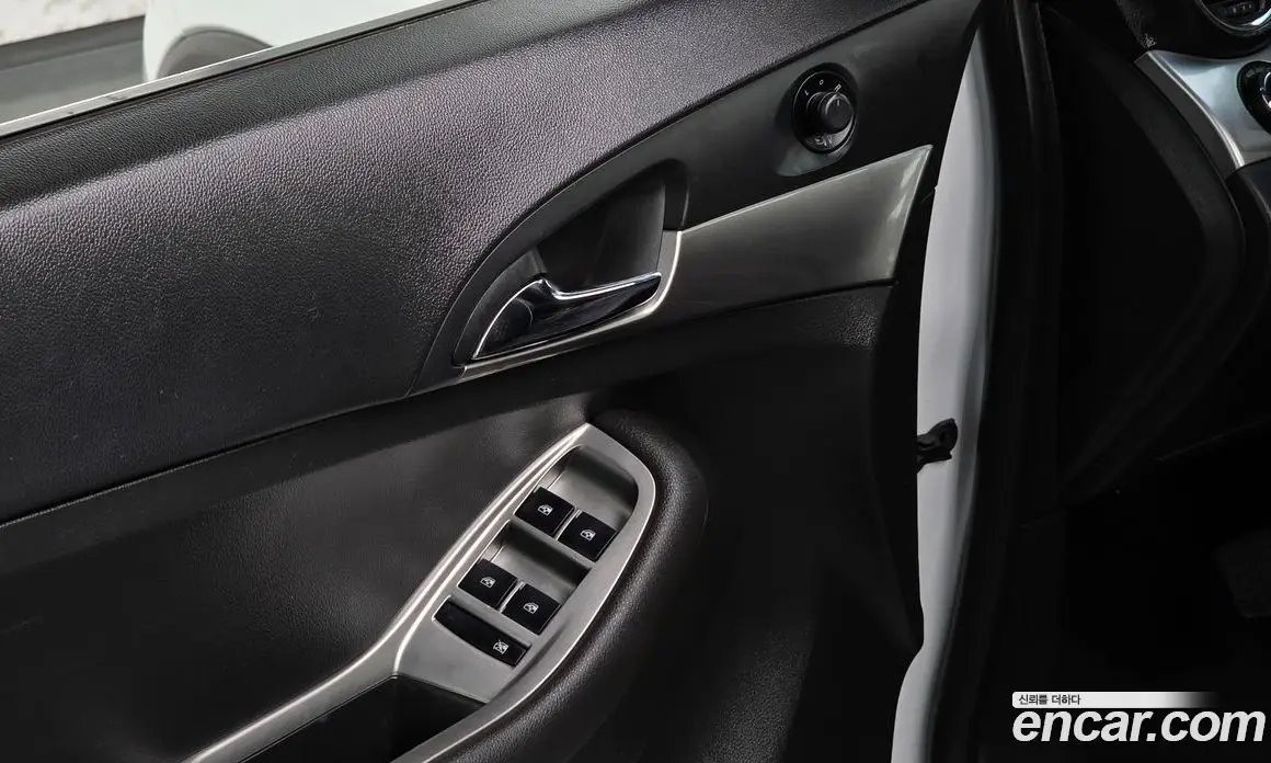Chevrolet Orlando 2012 2.0 автомат (гидро), фото 17 Chevrolet Orlando 2012 2.0 автомат (гидро), фото 17