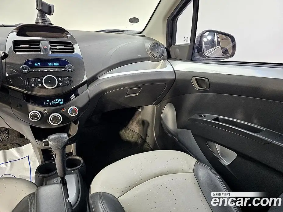 Chevrolet Spark 2011 1.0 автомат (гидро), фото 10 Chevrolet Spark 2011 1.0 автомат (гидро), фото 10