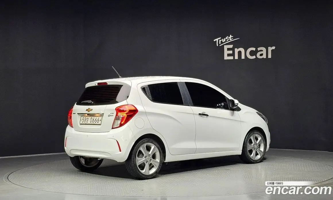 Chevrolet Spark 2016 1.0 автомат (гидро), фото 2 Chevrolet Spark 2016 1.0 автомат (гидро), фото 2