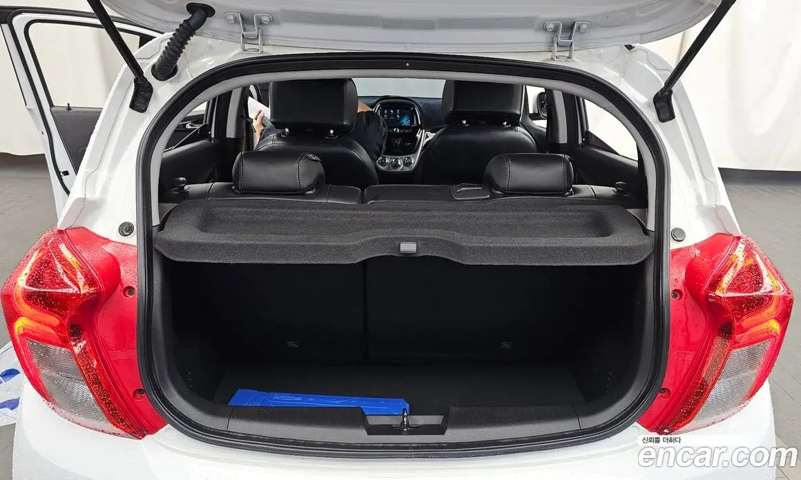 Chevrolet Spark 2016 1.0 автомат (гидро), фото 20 Chevrolet Spark 2016 1.0 автомат (гидро), фото 20
