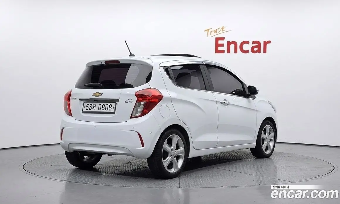 Chevrolet Spark 2016 1.0 автомат (гидро), фото 2 Chevrolet Spark 2016 1.0 автомат (гидро), фото 2