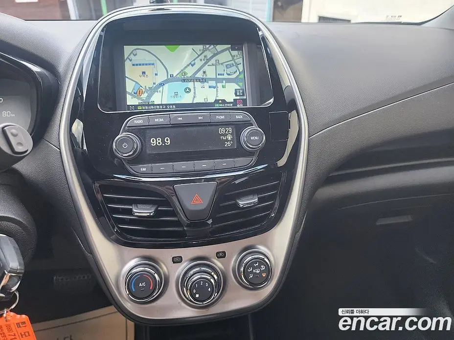 Chevrolet Spark 2016 1.0 автомат (гидро), фото 7