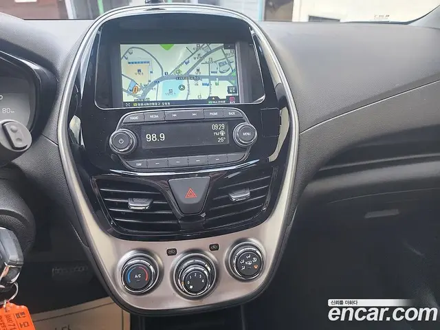 Chevrolet Spark 2016 1.0 автомат (гидро), миниатюра 7