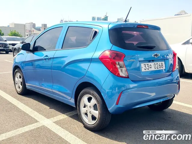 Chevrolet Spark 2016 1.0 автомат (гидро), миниатюра 3 Chevrolet Spark 2016 1.0 автомат (гидро), миниатюра 3