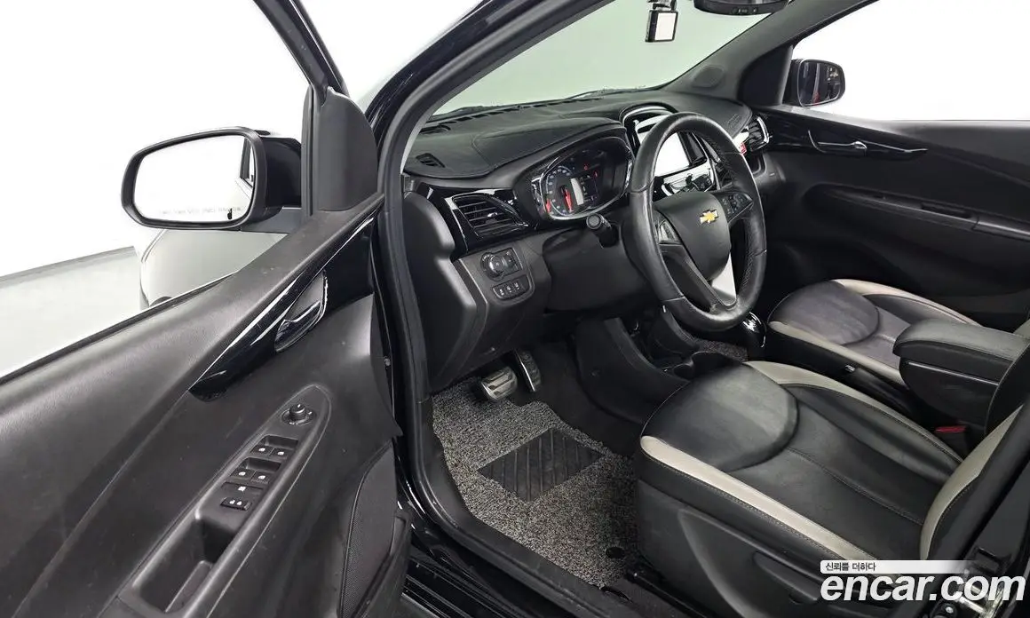 Chevrolet Spark 2017 1.0 автомат (гидро), фото 13