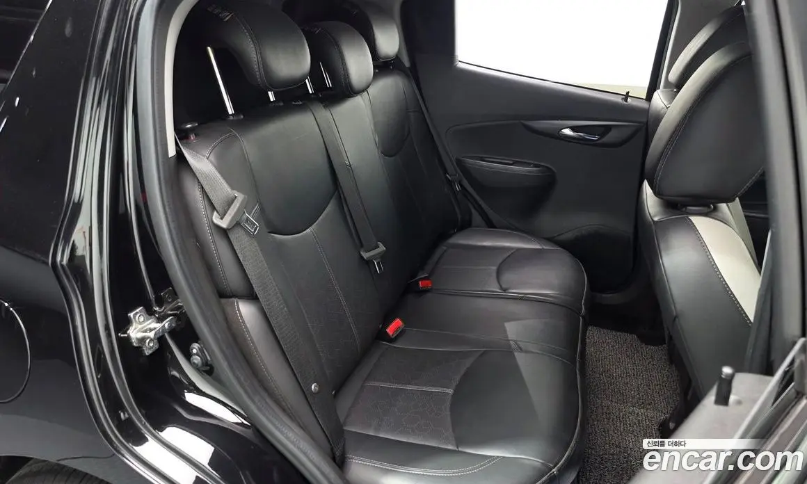 Chevrolet Spark 2017 1.0 автомат (гидро), фото 18
