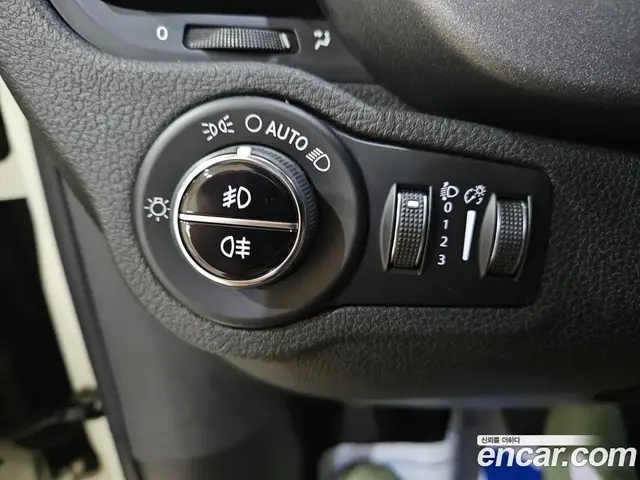Fiat 500X 2016 2.0 автомат (гидро), миниатюра 8