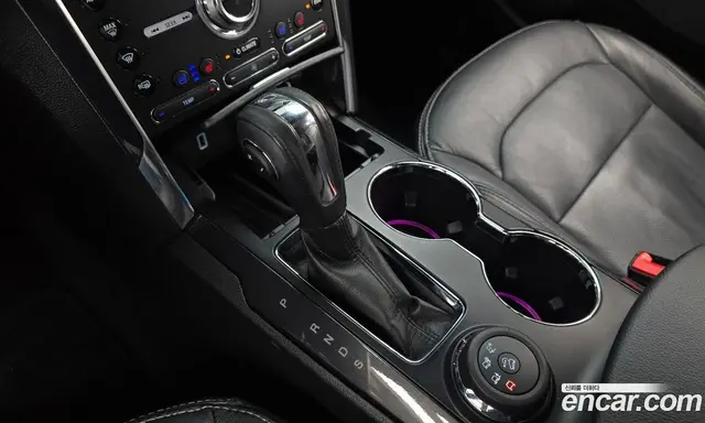 Ford Explorer 2019 2.3 автомат (гидро), миниатюра 12