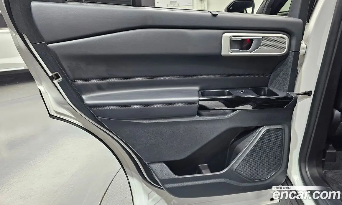 Ford Explorer 2022 3.0 автомат (гидро), фото 15 Ford Explorer 2022 3.0 автомат (гидро), фото 15