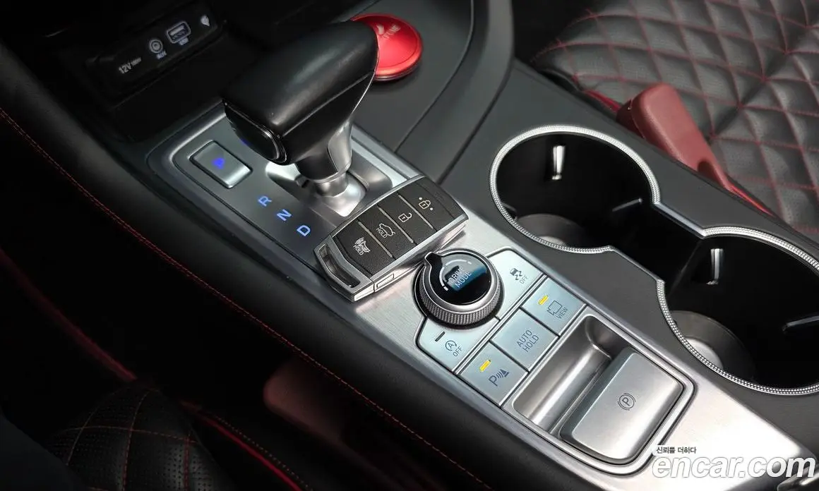 Genesis G70 2019 3.3 автомат (гидро), фото 12 Genesis G70 2019 3.3 автомат (гидро), фото 12
