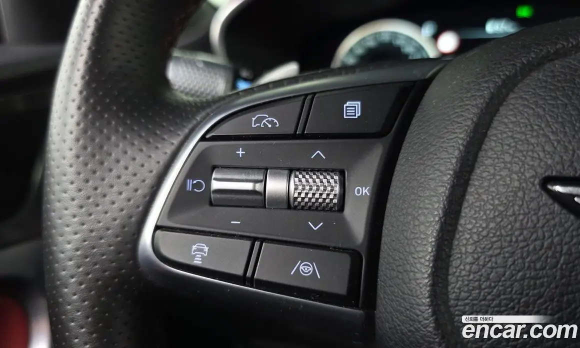 Genesis G70 2023 2.5 автомат (гидро), фото 23 Genesis G70 2023 2.5 автомат (гидро), фото 23