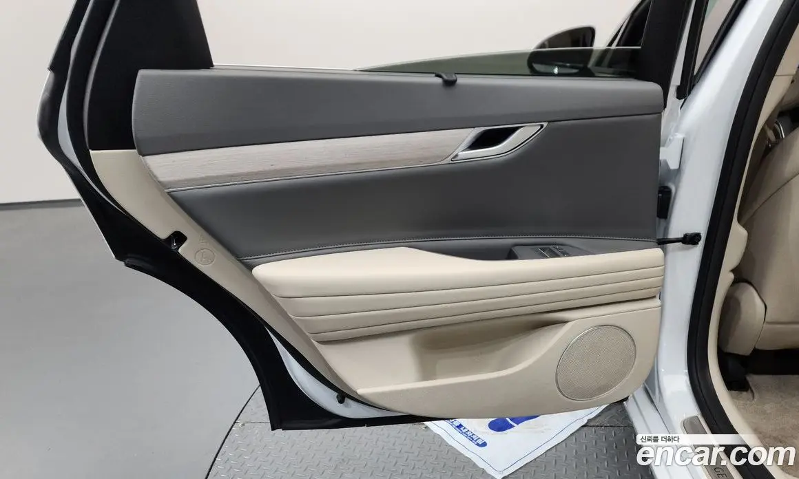 Genesis G80 2024 2.5 автомат (гидро), фото 15 Genesis G80 2024 2.5 автомат (гидро), фото 15