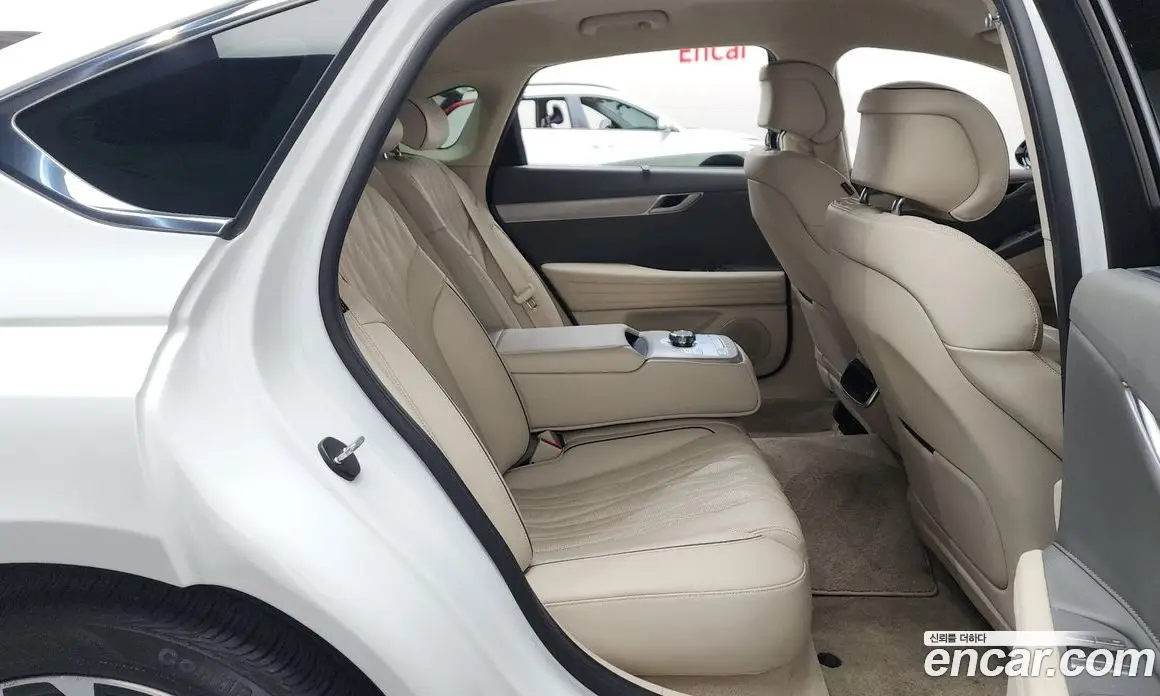 Genesis G80 2024 2.5 автомат (гидро), фото 17 Genesis G80 2024 2.5 автомат (гидро), фото 17