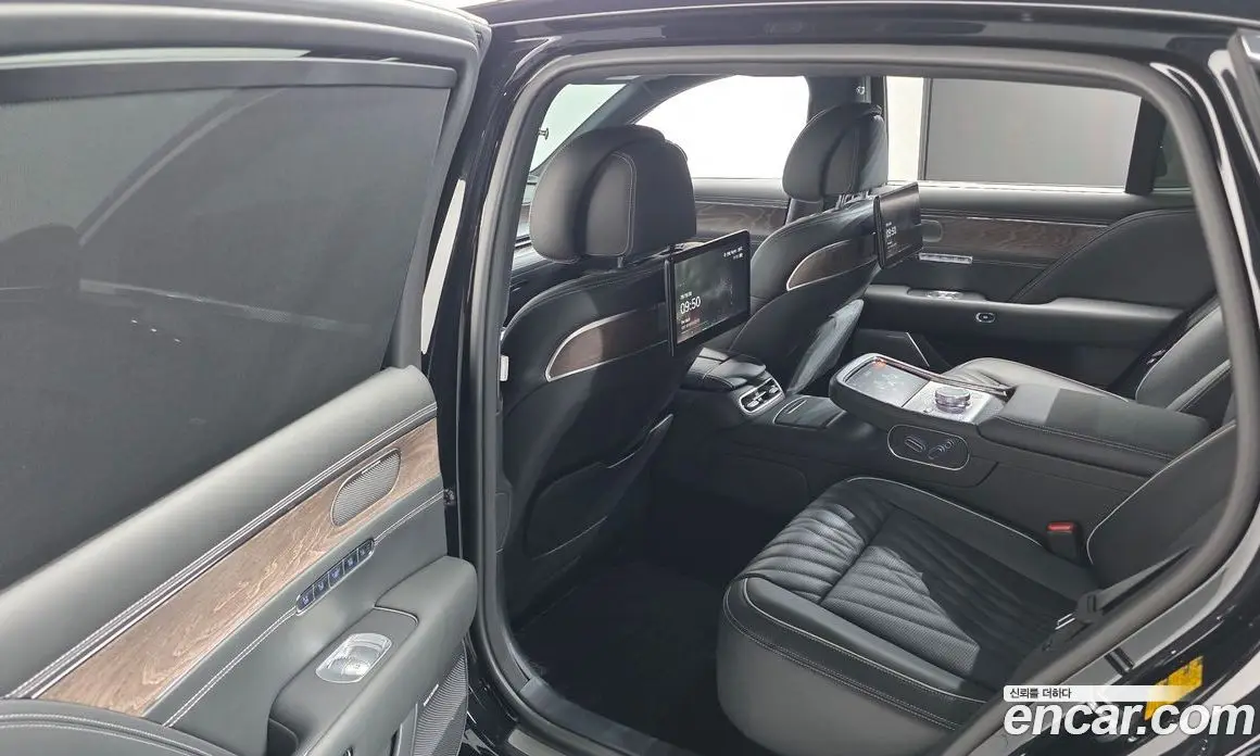 Genesis G90 2023 3.5 автомат (гидро), фото 17 Genesis G90 2023 3.5 автомат (гидро), фото 17