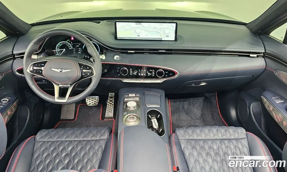 Genesis GV70 2021 2.5 автомат (гидро), фото 10 Genesis GV70 2021 2.5 автомат (гидро), фото 10