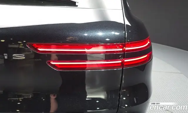 Genesis GV70 2021 2.5 автомат (гидро), миниатюра 9 Genesis GV70 2021 2.5 автомат (гидро), миниатюра 9