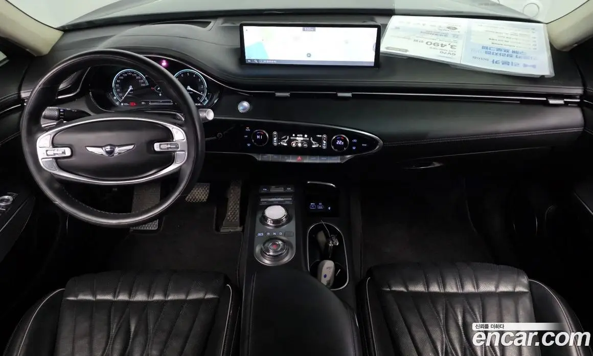 Genesis GV70 2022 2.5 автомат (гидро), фото 7 Genesis GV70 2022 2.5 автомат (гидро), фото 7