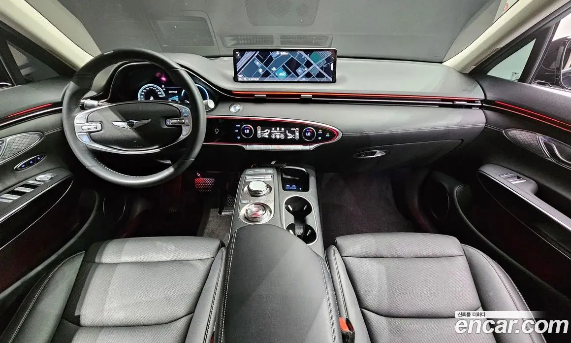 Genesis GV70 2022 2.5 автомат (гидро), фото 7 Genesis GV70 2022 2.5 автомат (гидро), фото 7