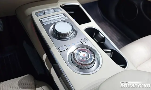 Genesis GV70 2023 2.5 автомат (гидро), миниатюра 9 Genesis GV70 2023 2.5 автомат (гидро), миниатюра 9
