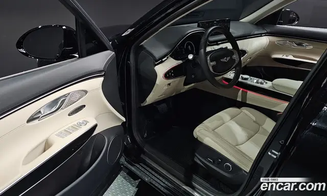 Genesis GV70 2023 2.5 автомат (гидро), миниатюра 10 Genesis GV70 2023 2.5 автомат (гидро), миниатюра 10