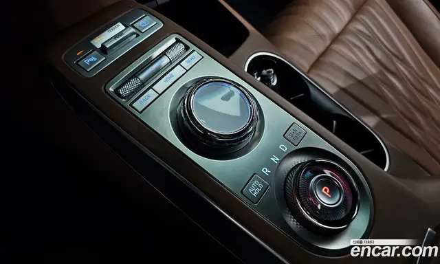 Genesis GV70 2023 2.5 автомат (гидро), миниатюра 12