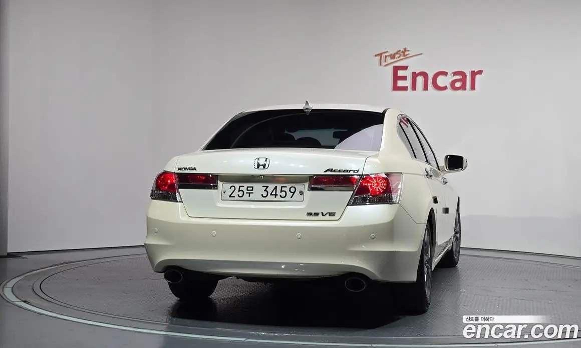 Honda Accord 2011 3.5 автомат (гидро), фото 4